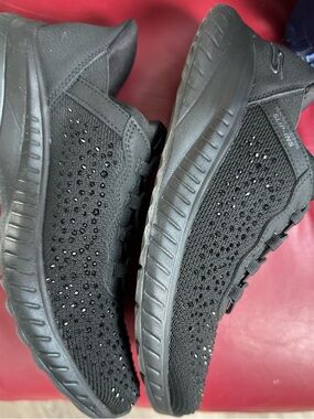 Worn 3 times Skechers Black Slip-On Comfort Shoe with rhinestones. Size 7.5.